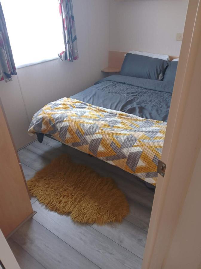 Caledonian Caravan Jaywick Sands Экстерьер фото